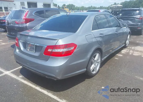 2013 Mercedes-Benz E 350 z USA, uszkodzony, nr VIN WDDHF5KB8DA701517